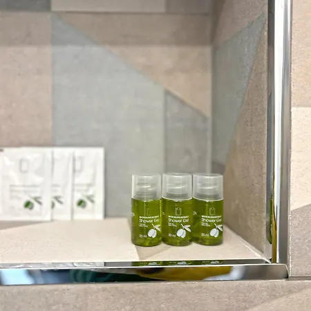 לינה וארוחת בוקר Nemo Centre אלגהרו