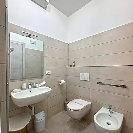 Nemo Centre Oda ve Kahvaltı Alghero