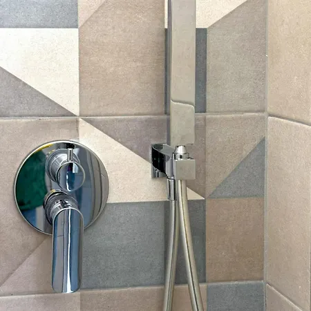 Nemo Centre Oda ve Kahvaltı